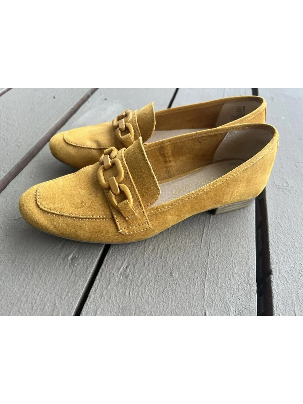 Marco Tozzi mustard yellow suede loafers chain buckle 38 Women’s 7.5